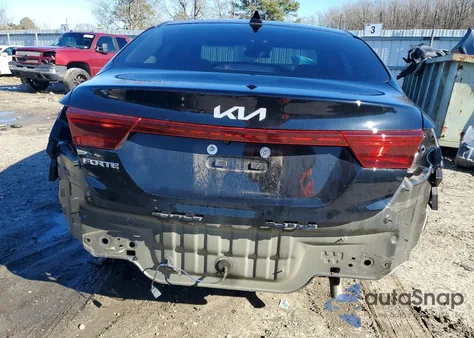 2022 Kia Forte Fe из США, поврежденный, VIN 3KPF24AD4NE425197